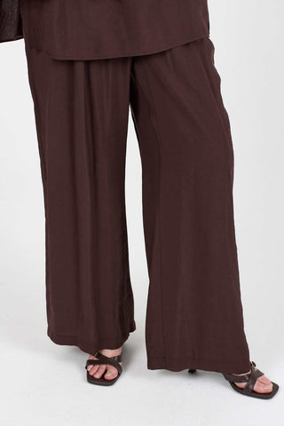 Mocha Flow Set with Detachable Cape - Brown