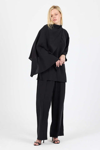 Mocha Flow Set with Detachable Cape - Black