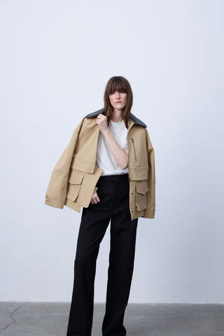 Convertible Dual-Collar Jacket with Detachable Leather Detail