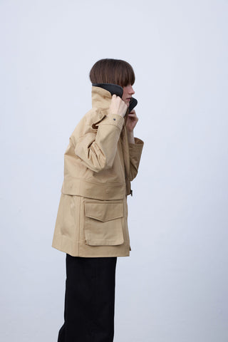 Convertible Dual-Collar Jacket with Detachable Leather Detail