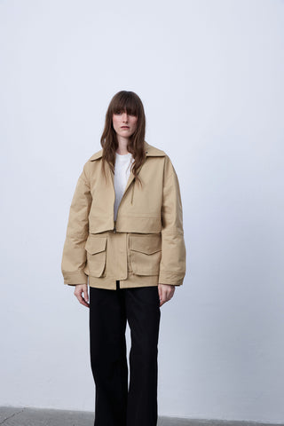 Convertible Dual-Collar Jacket with Detachable Leather Detail