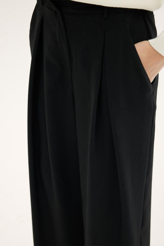 Koralin Tailored Wide-Leg Trousers – Black