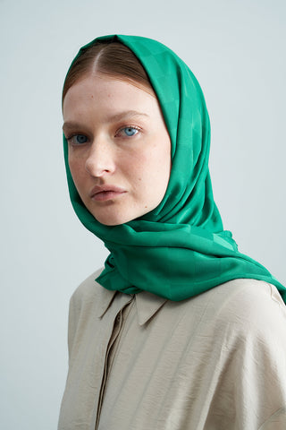 Serenity Silky Checkered Shawl – Green 75x190