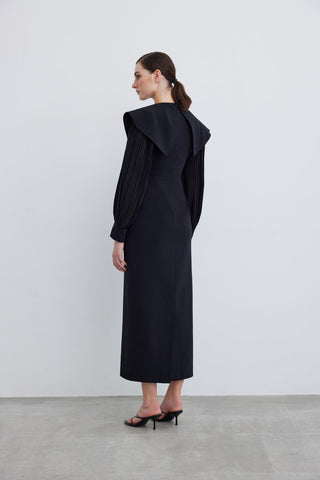 Elegant Pleated Sleeve Crepe Evening Dress – Black