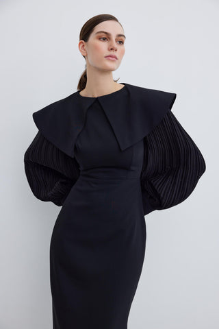 Elegant Pleated Sleeve Crepe Evening Dress – Black