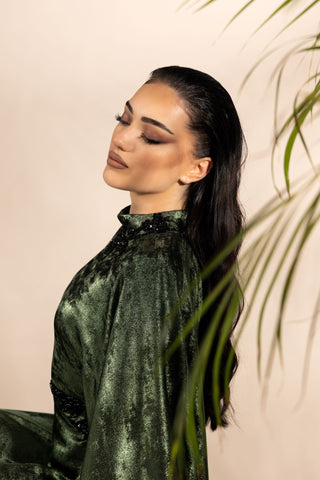 Starlit Mirage Embellished Abaya – Dark Green