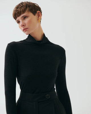 Cady Bamboo Turtleneck Top – Black
