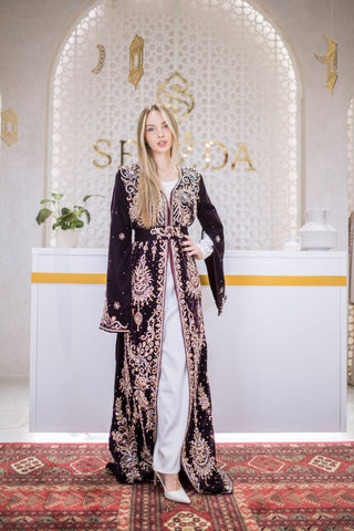 Silk Splendor Embellished Velvet Kaftan – Bordeaux