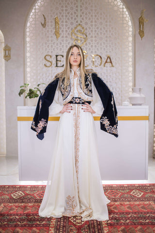 Velvet Noor Embellished Velvet Kaftan – Navy