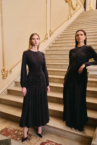 Pleated Tencel Maxi Dress – Black