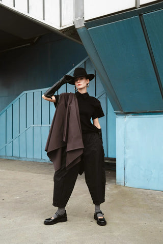 Studio Collared Blouse – Black