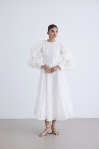 Silk-Linen Ruffled Sleeve Dress – White