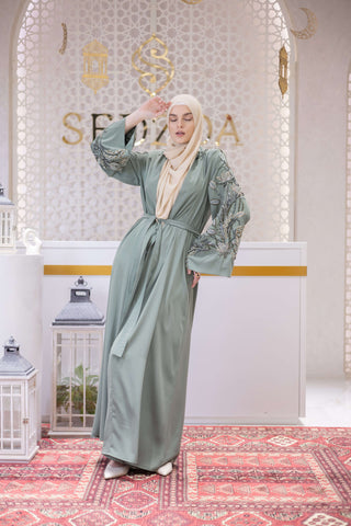 Desert Crown Embellished Abaya – Green
