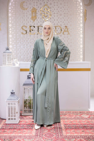 Desert Crown Embellished Abaya – Green