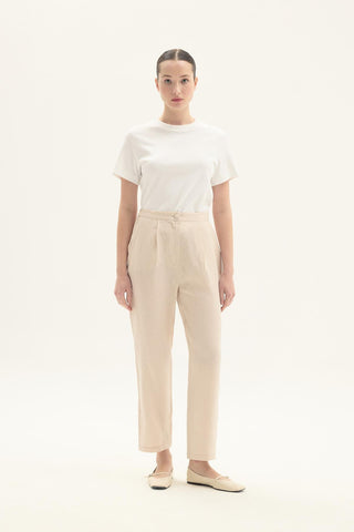 ELVIRA 100% Linen Carrot Trousers – Beige