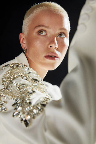 Hoop-Embroidered Tailored Blazer Jacket – Ecru