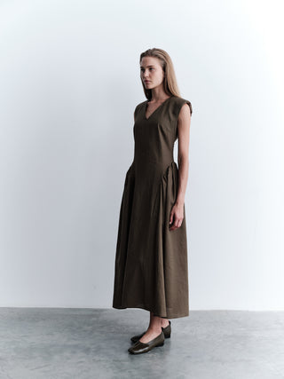 Sleeveless V-Neck Linen Maxi Dress - Brown