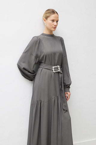 Maria Flowing Belted Dress – Grey