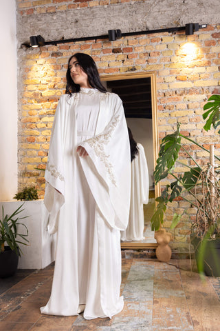 Golden Pulse Embellished Abaya – White