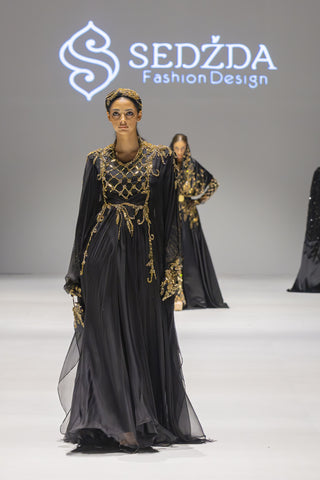 Model 03 The Power of Pain Gown – Black